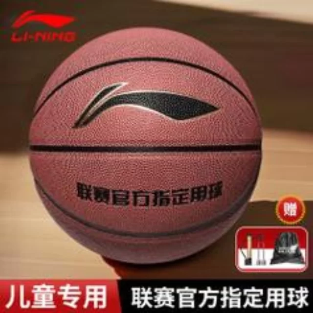 足球杯赛焦点对决:阵容与战术核心解读
